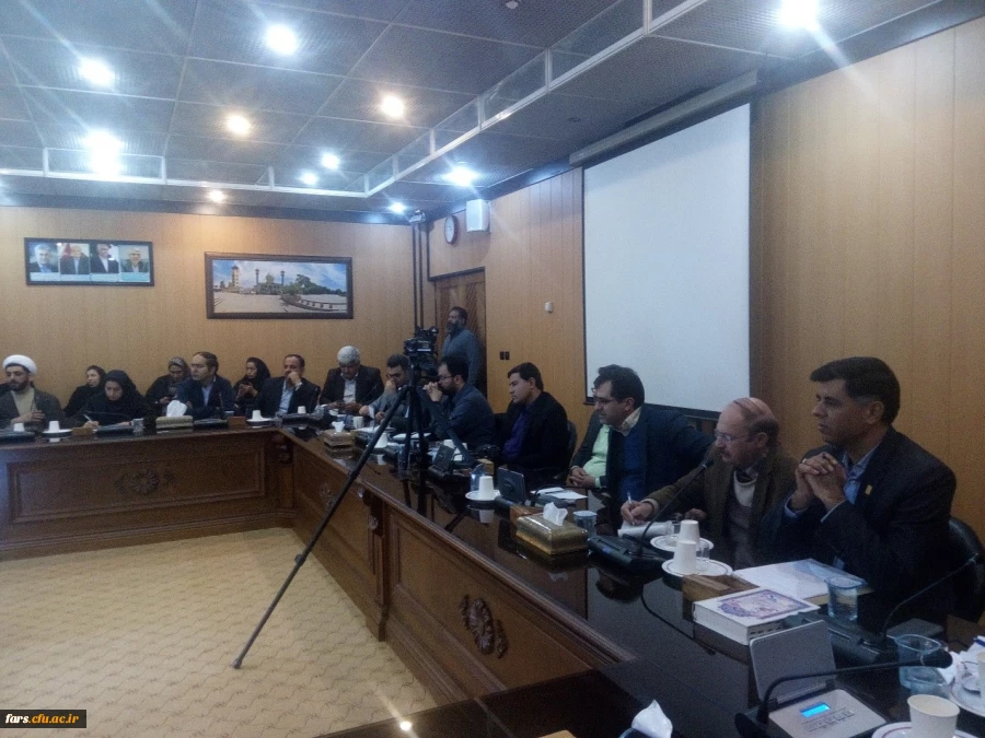تاکید استاندار فارس در رابطه با تامین زمین مورد نیاز برای احداث دانشگاه فرهنگیان فارس  2