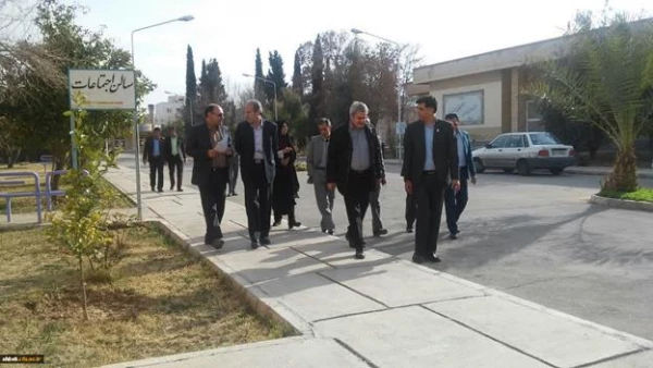 حضور جناب اقای دکتر رحیمی در استان فارس و بازدید از حوزه های امتحانی دانشگاه فرهنگیان فارس 3