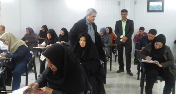 حضور جناب اقای دکتر رحیمی در استان فارس و بازدید از حوزه های امتحانی دانشگاه فرهنگیان فارس 4