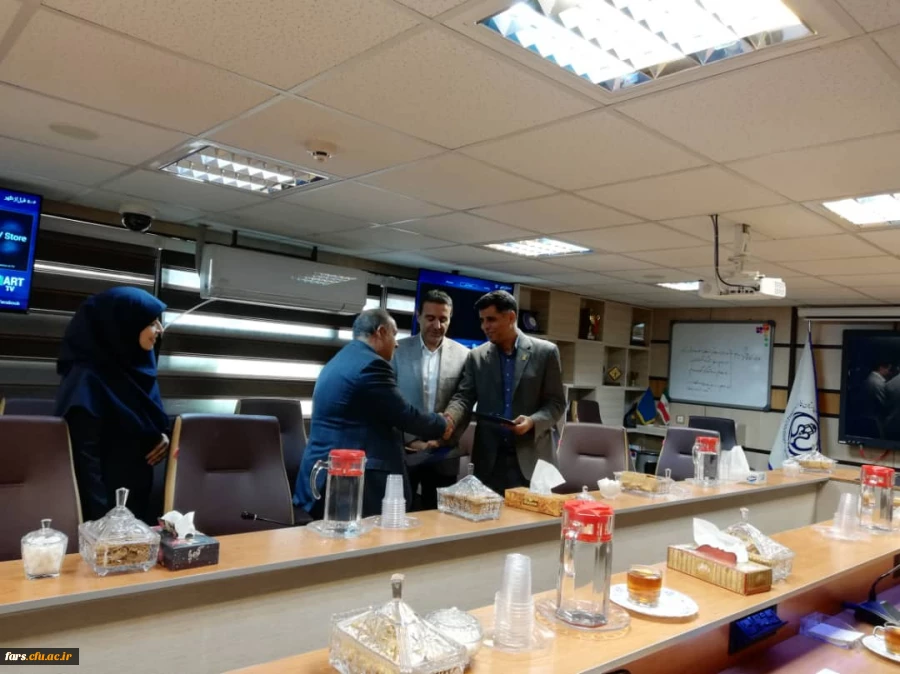 انعقاد تفاهم نامه در حوزه امور تغذیه بین معاونت بهداشتی دانشگاه علوم پزشکی و دانشگاه فرهنگیان فارس 4