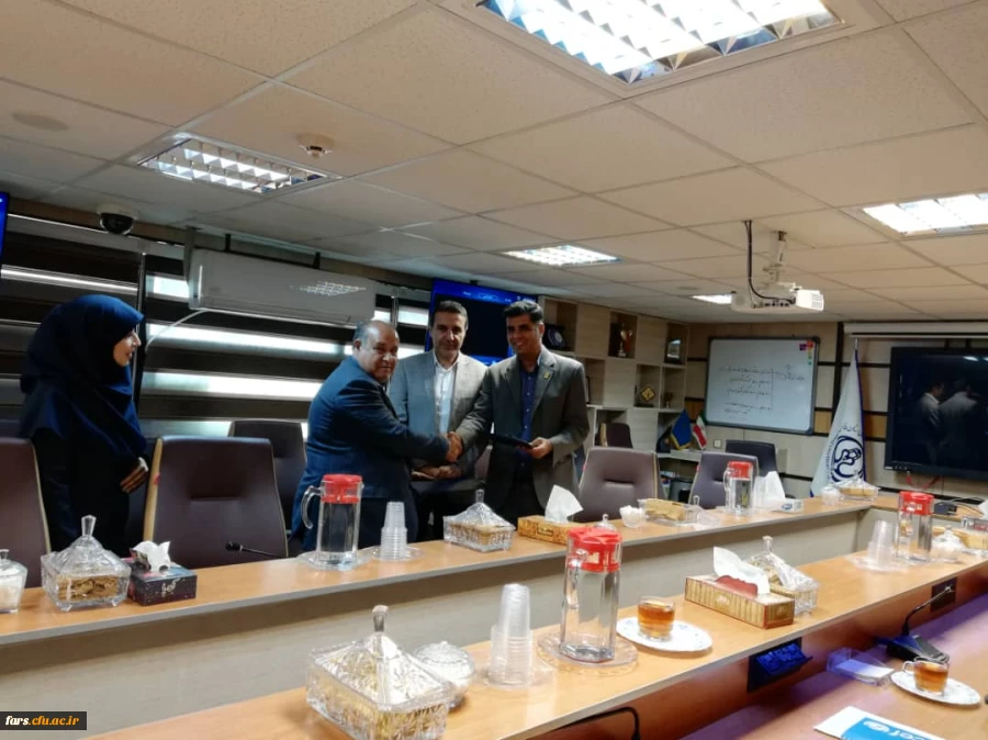 انعقاد تفاهم نامه در حوزه امور تغذیه بین معاونت بهداشتی دانشگاه علوم پزشکی و دانشگاه فرهنگیان فارس 7