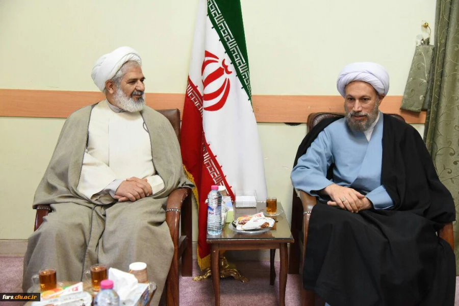 دیدار مسئولان دانشگاه فرهنگیان فارس با نماینده ولی فقیه در استان فارس و امام جمعه شیراز  6