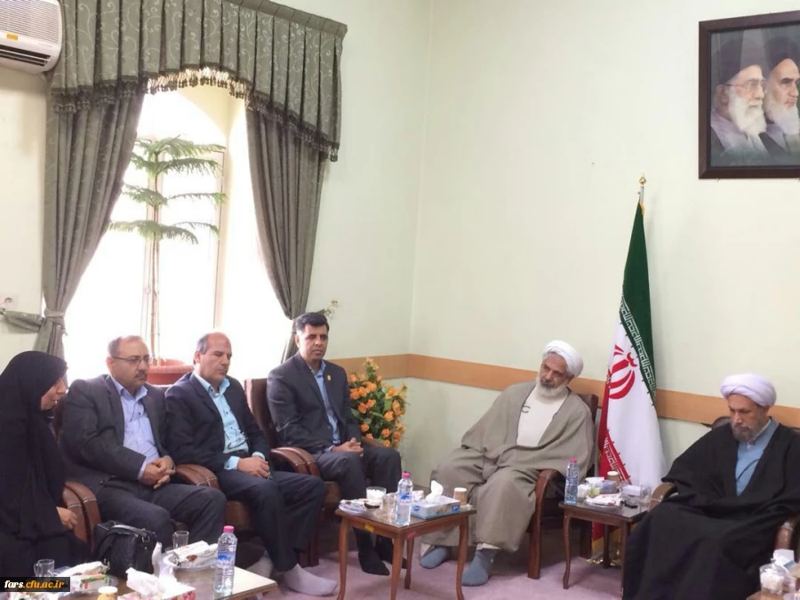 دیدار مسئولان دانشگاه فرهنگیان فارس با نماینده ولی فقیه در استان فارس و امام جمعه شیراز  7