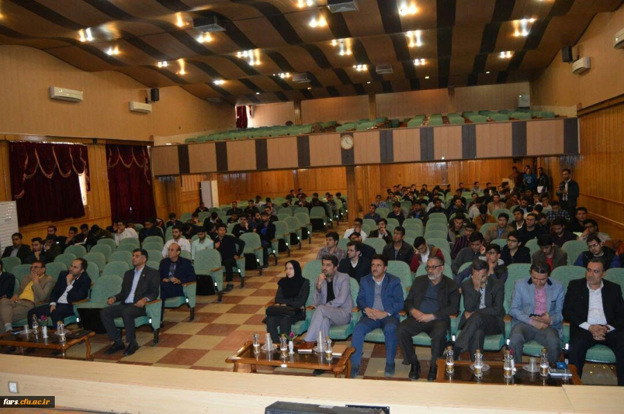 جلسه مشترک مسئولین سازمان فنی و حرفه ای کل استان فارس با مسئولین و دانشجویان دانشگاه فرهنگیان فارس در راستای طرح هر دانشجو معلم یک مهارت  برگزار شد 3