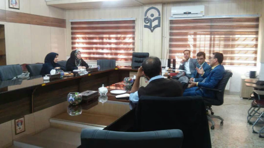 جلسه تقدیر و تشکر از مسئولان فناوری اطلاعات و هوشمند سازی دانشگاه فرهنگیان ( بمناسبت روز مهندس ) و همچنین دومین دوره آموزشی تولید محتوای الکترونیکی ویژه دانشجویان تشکیل گردید. 2