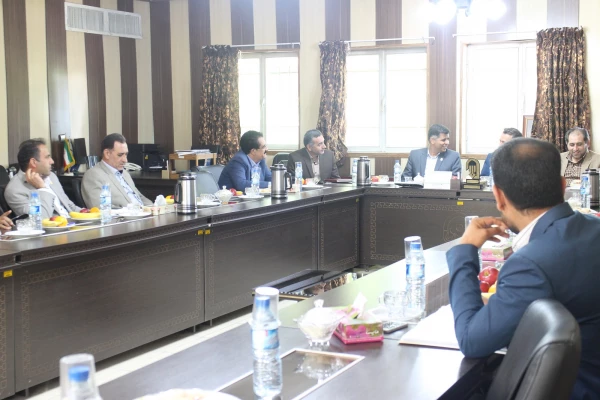 جلسه روسا ، مدیران کل و نمایندگا ن دستگاههای اجرایی استان فارس در دانشگاه فرهنگیان واحد آموزش عالی شهید مطهری برای بررسی و رفع مسائل و مشکلات این مرکز 4