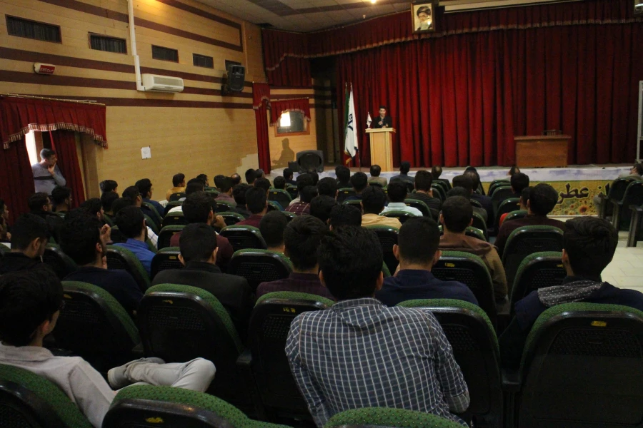 جلسه روسا ، مدیران کل و نمایندگا ن دستگاههای اجرایی استان فارس در دانشگاه فرهنگیان واحد آموزش عالی شهید مطهری برای بررسی و رفع مسائل و مشکلات این مرکز 9