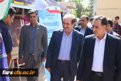 روز دوشنبه 9 اردیبهشت ماه 98 به مناسبت دهه سرآمدی  آموزش  همایش دانشجویی قومیت های دانشگاه فرهنگیان فارس با دعوت از نمایندگانی از سایر دستگاهها برگزار گردید 

 4