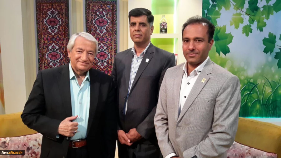 حضور جناب آقای دکتر انار نژاد مدیریت دانشکاه فرهنگیان فارس در برنامه نگاه روز صدا و سیمای مرکز استان فارس و معرفی این دانشگاه  4