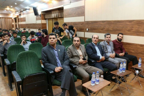 حضور دکتر مسعود رضائی نماینده مردم شیراز در مجلس شورای اسلامی 
در دانشگاه فرهنگیان فارس برای پاسخگویی به مطالبات صنفی دانشجومعلمان
 3