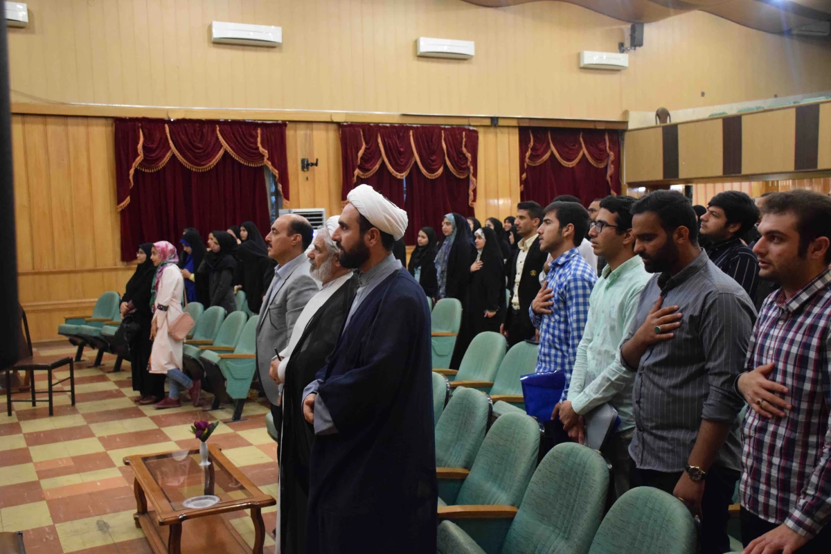 پویش جوانه برگزار شد:
اولین گردهمایی دانشجو معلمان فعال فرهنگی اجتماعی دانشگاه فرهنگیان فارس 5