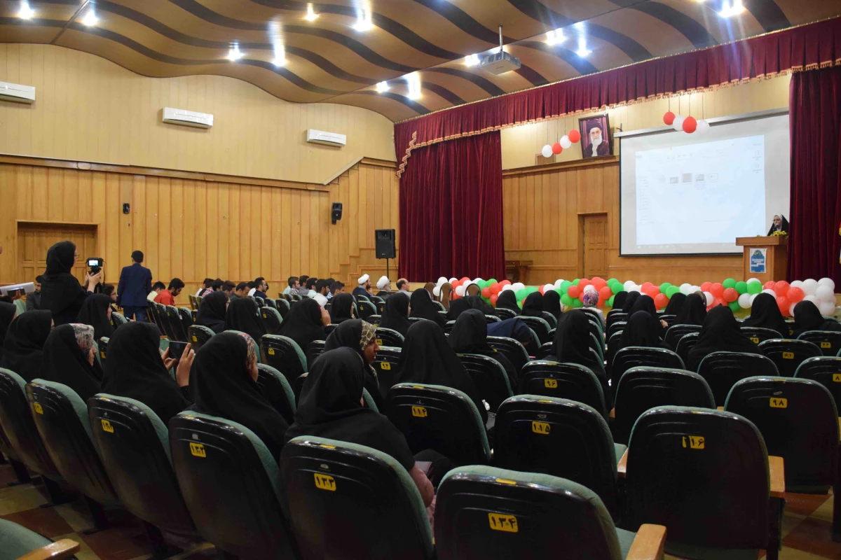 پویش جوانه برگزار شد:
اولین گردهمایی دانشجو معلمان فعال فرهنگی اجتماعی دانشگاه فرهنگیان فارس 6