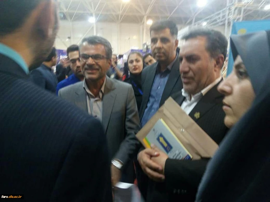 حضور دانشگاه فرهنگیان فارس در اولین نمایشگاه تخصصی آموزش 4