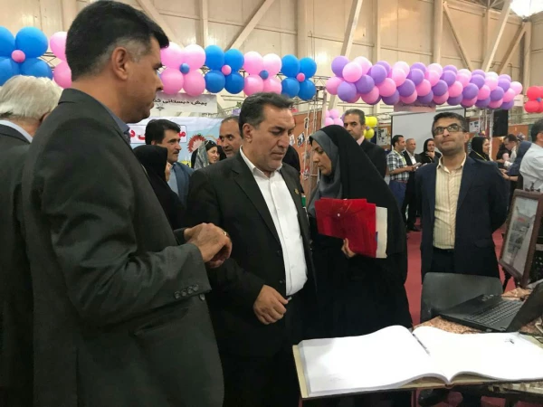 حضور دانشگاه فرهنگیان فارس در اولین نمایشگاه تخصصی آموزش 6