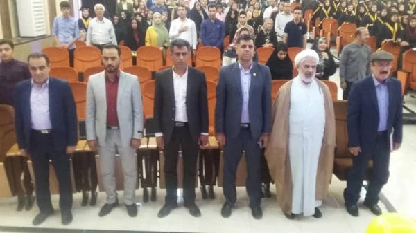 دومین  آیین دانش آموختگی دانشجومعلمان رشته آموزش ابتدایی واحد دانشگاهی زینب کبری(س)کازرون برگزار شد . 2