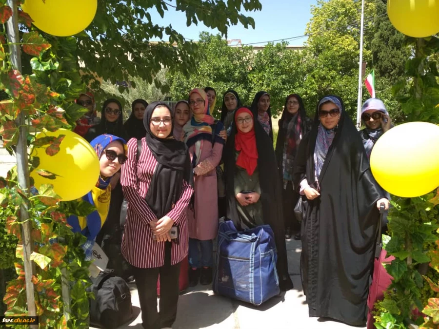 اولین روز برگزاری بیست و نهمین جشنواره فرهنگی (تئاتر و سرود ) دانشگاه فرهنگیان 
شیراز 19 تیرماه 
حضور و پذیرش دانشجویان و جلسه توجیهی دکتر میرمعینی مدیر کل اداره امور فرهنگی با مسولین  (بخش سرود و تئاتر) و سرپرست های گروه های اعزام شده به این جشنواره 3