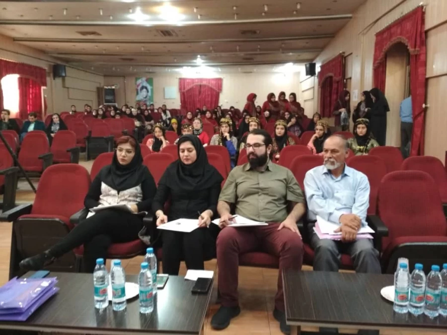 مرحله کشوری بیست و نهمین جشنواره فرهنگی دانشجومعلمان دانشگاه فرهنگیان بخش هنرهای گروهی تئاتر و سرود - روز دوم
 27