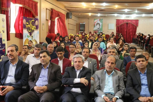 مراسم اختتامیه بیست و نهمین دوره مسابقات فرهنگی دانشجومعلمان دانشگاه فرهنگیان سراسر کشور در بخش هنرهای نمایشی خواهران با معرفی گروه های برتر پایان یافت. 14