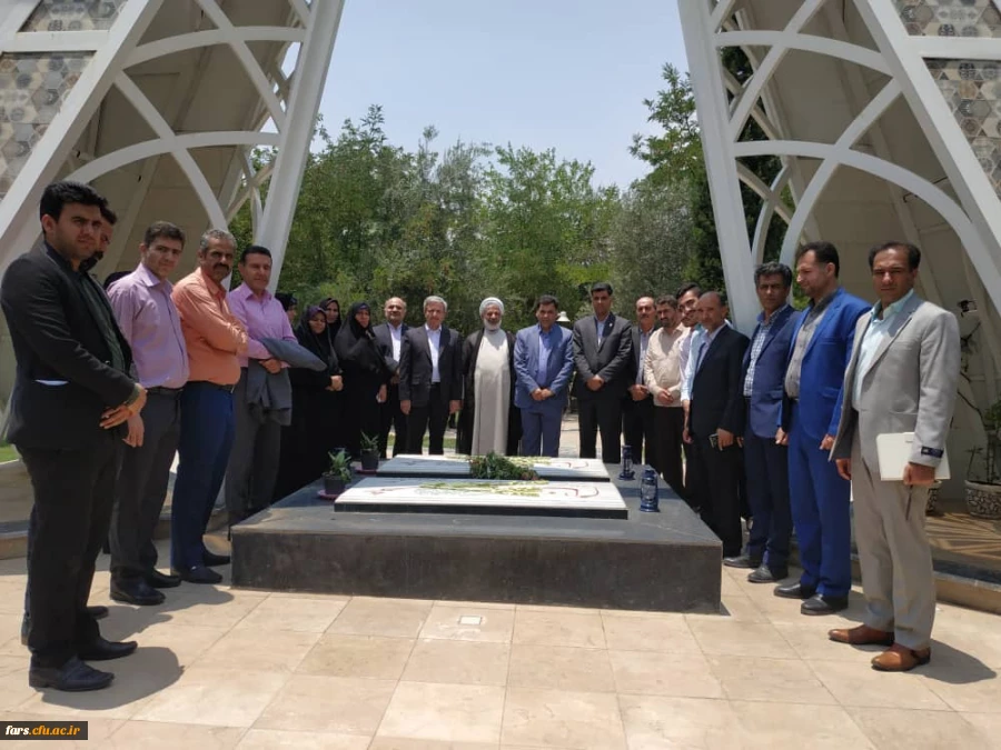 با میزبانی دانشگاه فرنگیان فارس برگزار شد:
آیین اختتامیه بیست و نهمین جشنواره فرهنگی سرود و تئاتر دانشجو معلمان دانشگاه فرهنگیان کشوربخش برادران
 2