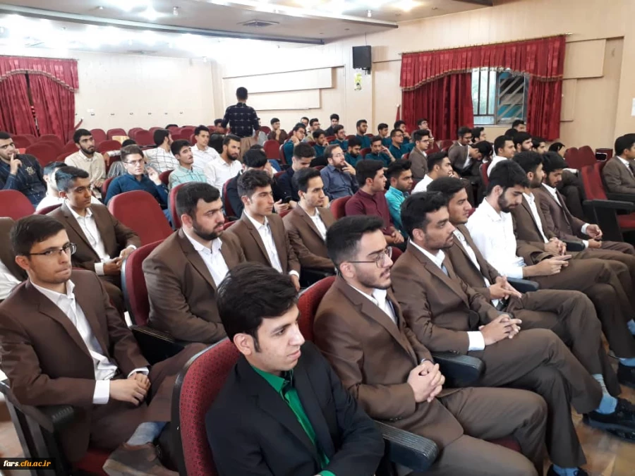 با میزبانی دانشگاه فرنگیان فارس برگزار شد:
آیین اختتامیه بیست و نهمین جشنواره فرهنگی سرود و تئاتر دانشجو معلمان دانشگاه فرهنگیان کشوربخش برادران
 2