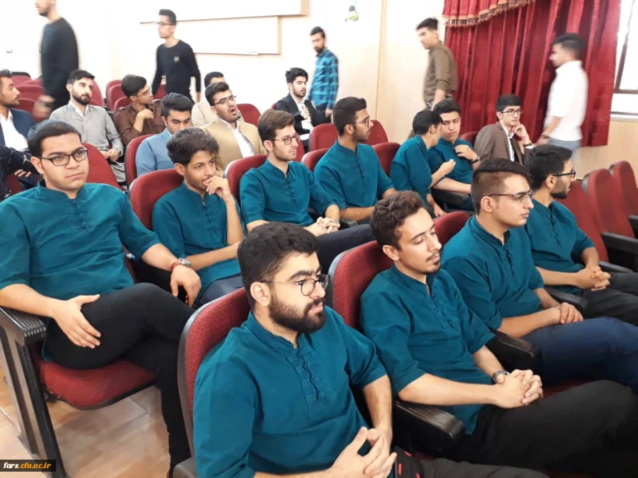 با میزبانی دانشگاه فرنگیان فارس برگزار شد:
آیین اختتامیه بیست و نهمین جشنواره فرهنگی سرود و تئاتر دانشجو معلمان دانشگاه فرهنگیان کشوربخش برادران
 2