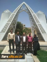 حضور جناب آقای دکتر افلاکی فر بر سر مزار شهدای گمنام و تجدید پیمان با شهیدان 3