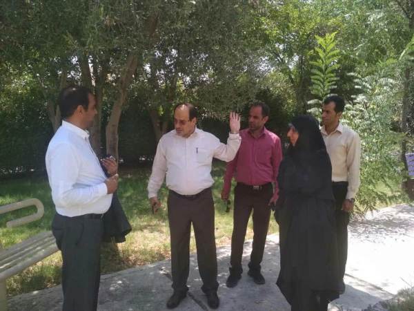 حضور جناب آقای دکتر افلاکی فر بر سر مزار شهدای گمنام و تجدید پیمان با شهیدان 5