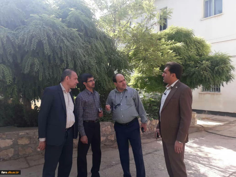 بازدید جناب آقای دکتر افلاکی فرد از واحد آموزش عالی شهید مطهری فارس 8
