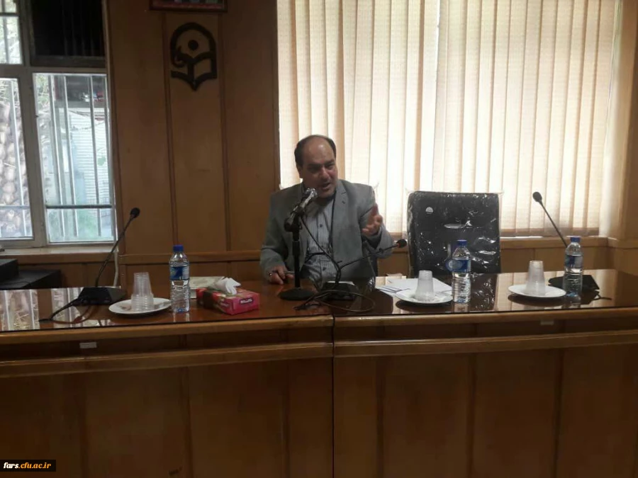 اولین نشست صمیمی جناب آقای دکتر افلاکی فرد مدیریت دانشگاه فرهنگیان فارس با تمامی پرسنل پردیس ها و مراکز  7