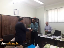 مراسم تقدیر و تکریم از کارکنان دانشگاه فرهنگیان فارس توسط جناب آقای دکتر افلاکی فرد بمناسبت هفته دولت و روز کارمند 6