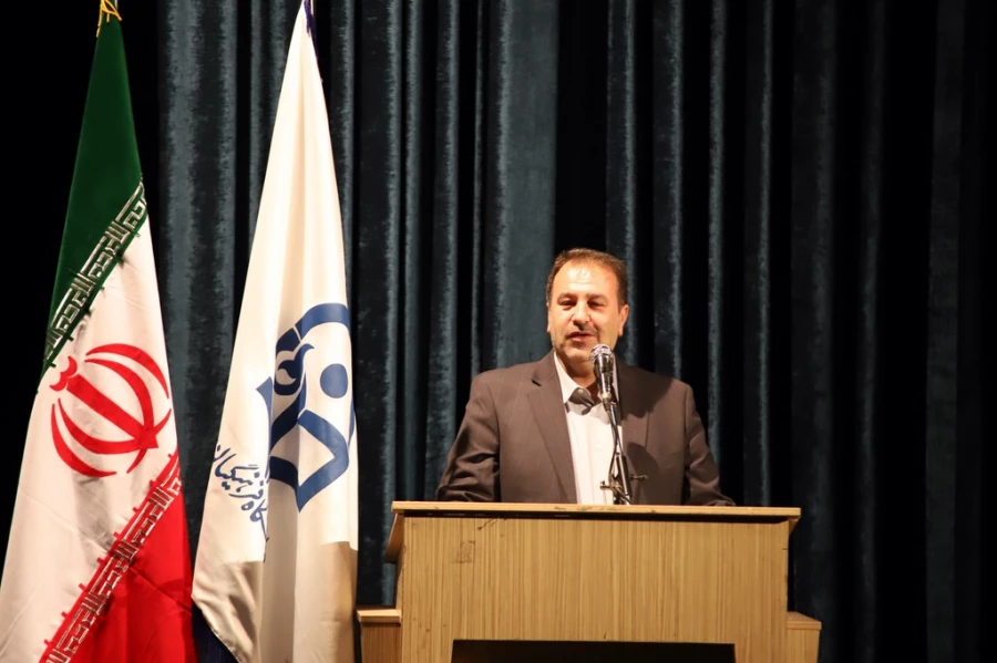 آیین استقبال از دانشجومعلمان جدید الورود دانشگاه فرهنگیان  فارس ،پردیس ها و مراکز این استان برگزار گردید 7