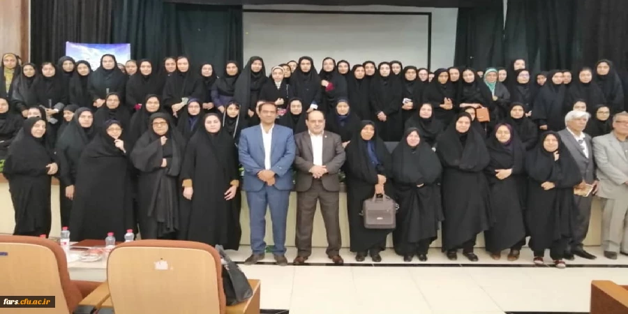 بازدید مدیر امور پردیس های دانشگاه فرهنگیان استان  فارس از مرکز آموزش عالی زینب کبری (س) کازرون 3