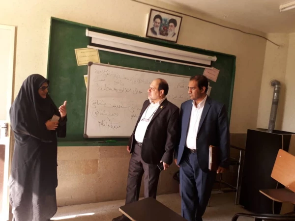 بازدید مدیر امور پردیس های دانشگاه فرهنگیان استان  فارس از مرکز آموزش عالی زینب کبری (س) کازرون 15