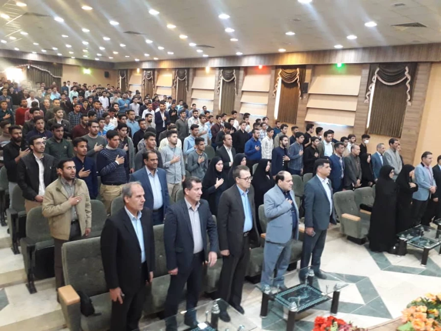 بازدید مدیر امورپردیس های دانشگاه فرهنگیان استان فارس از مرکز شهید بهشتی اقلید  2