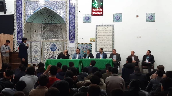 جلسه پرسش و پاسخ دانشجو معلمان با مسئولین استانی دانشگاه فرهنگیان  استان فارس 2