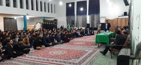 جلسه پرسش و پاسخ دانشجو معلمان با مسئولین استانی دانشگاه فرهنگیان  استان فارس 4