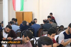حضور جناب آقای دکتر افلاکی فرد رئیس دانشگاه فرهنگیان فارس در بین دانشجویان و صرف نهار با آنها بمناسبت روز دانشجو 3