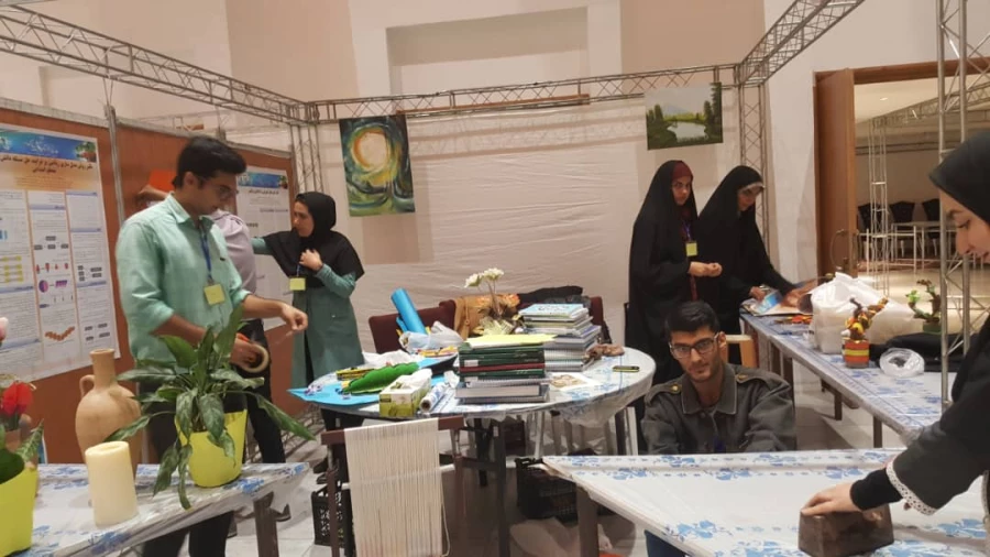 حضور دانشگاه فرهنگیان فارس در نمایشگاه دستاوردهای پژوهشی .فناوری و فن بازار 11