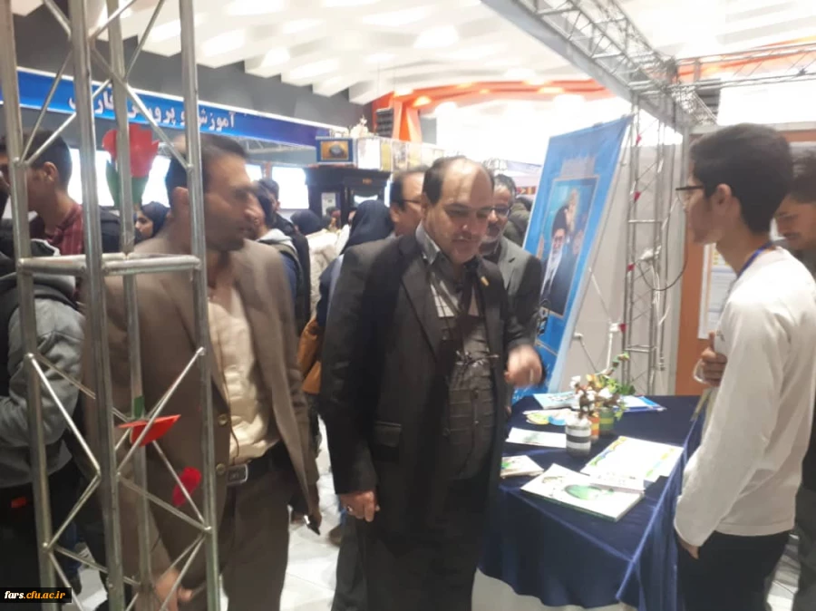 حضور دانشگاه فرهنگیان در نمایشگاه دستاورد های پژوهشی 4