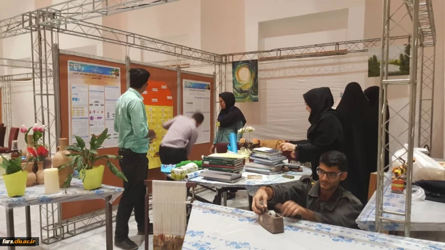 حضور دانشگاه فرهنگیان در نمایشگاه دستاورد های پژوهشی 10