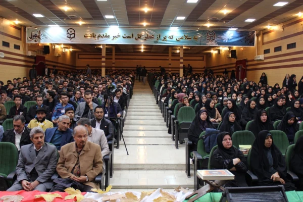 برگزاری همایش استانی هفته پژوهش به میزبانی مرکز شهید مطهری (ره) شیراز 5