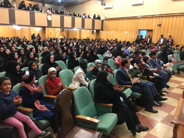  پویش نیکوکارانه « قلب های مهربان» با حضور کودکان کار در دانشگاه فرهنگیان استان فارس  5