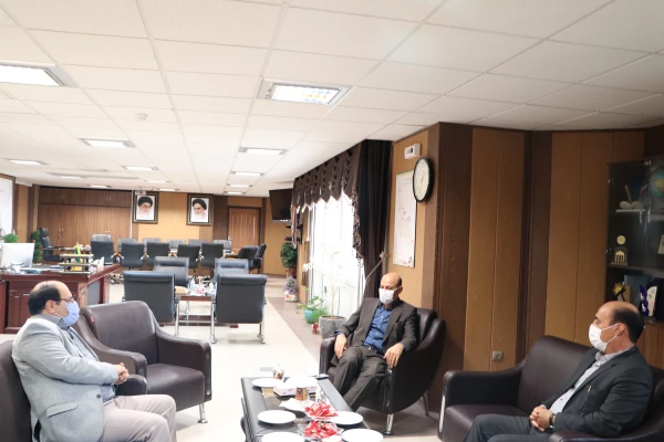 دیدار مدیر امور پردیس های دانشگاه استان فارس  با فرماندار شیراز   2