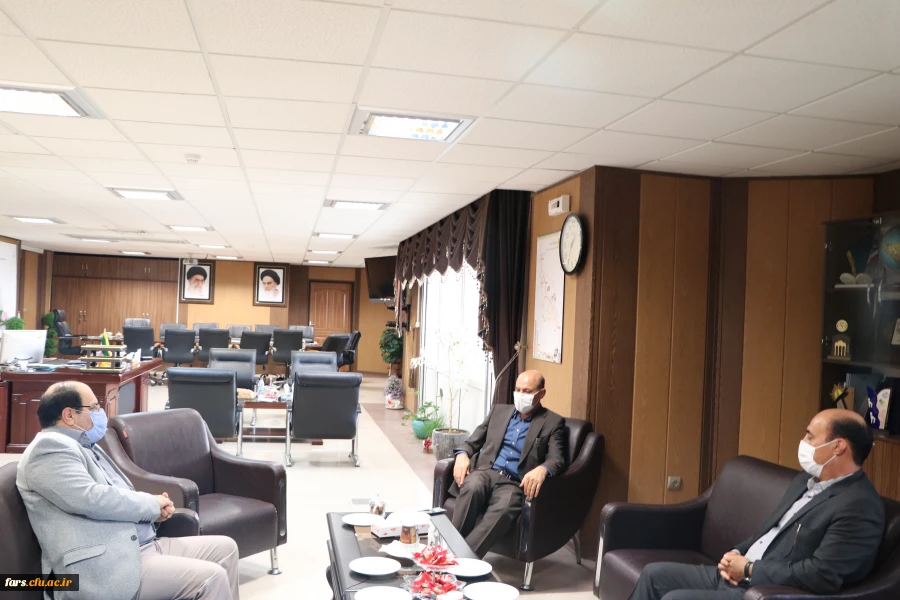 دیدار مدیر امور پردیس های دانشگاه استان فارس  با فرماندار شیراز   2