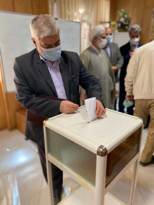 نشست بنیاد خیرین استان فارس، حامی دانشگاه فرهنگیان برگزار شد 8