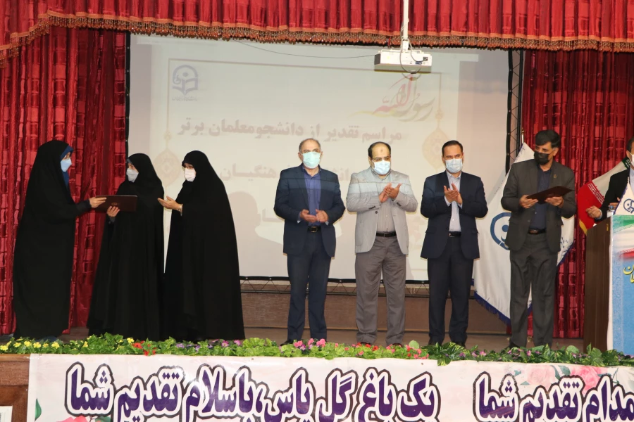آیین استقبال از نو دانشجو معلمان دانشگاه فرهنگیان فارس برگزار شد  19