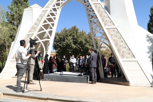 آیین استقبال از نو دانشجو معلمان دانشگاه فرهنگیان فارس برگزار شد  24