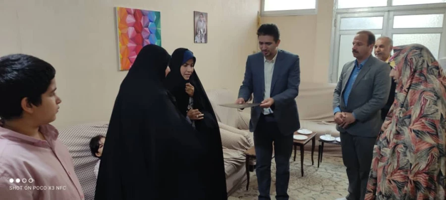 دیدار جمعی از کارمندان دانشگاه فرهنگیان با خانواده شهید احمد خانچی 2