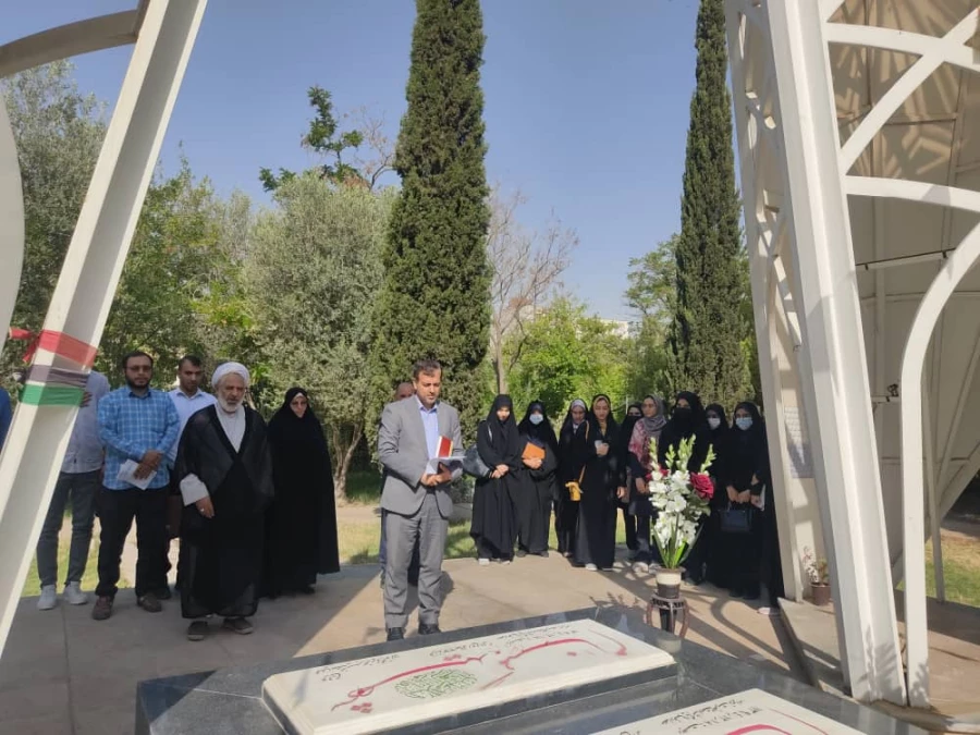 نشست صمیمانه سرپرست دانشگاه فرهنگیان استان فارس با دانشجویان عضو تشکل های دانشجویی پردیس ها و مراکز استان فارس 2