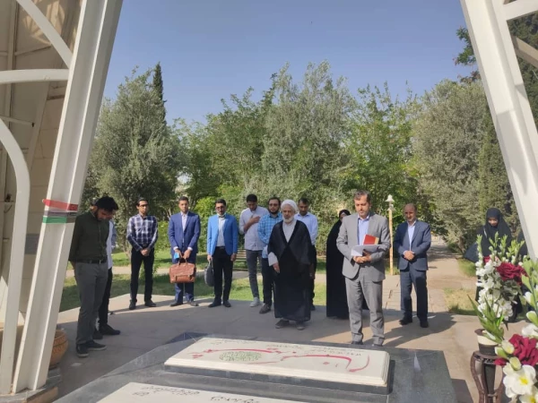 نشست صمیمانه سرپرست دانشگاه فرهنگیان استان فارس با دانشجویان عضو تشکل های دانشجویی پردیس ها و مراکز استان فارس 10